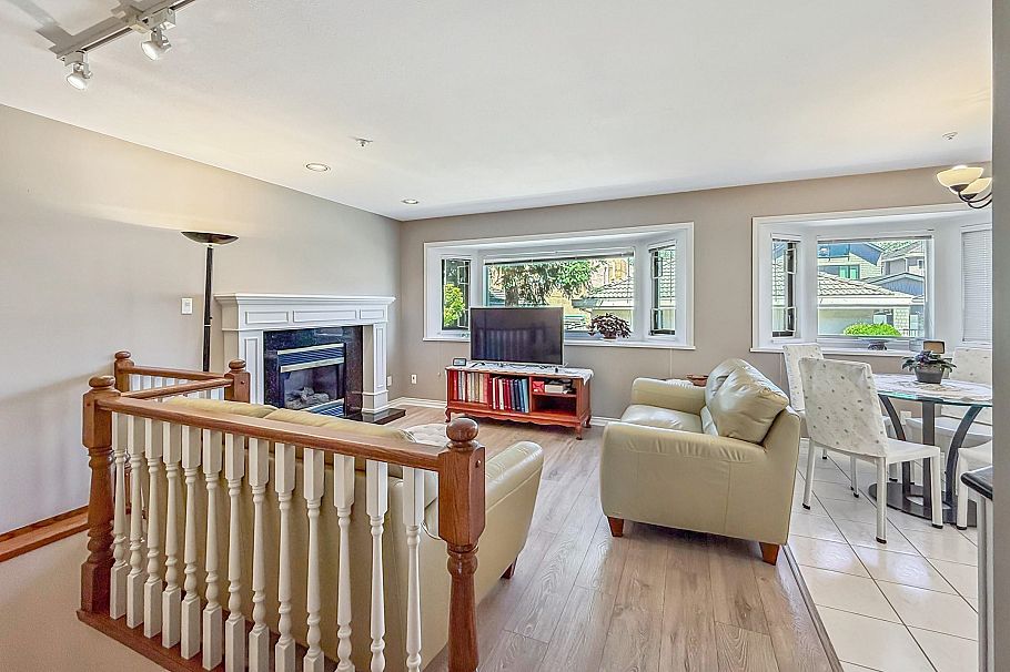 2755 W 20th Avenue Vancouver, BC - 16