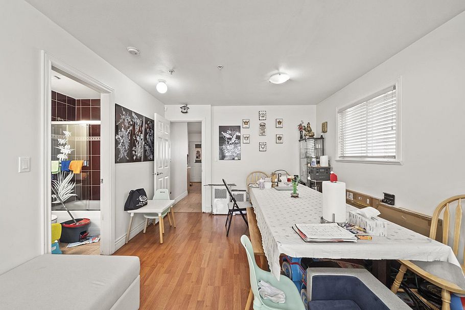 3541 Adanac Street Vancouver, BC - 6