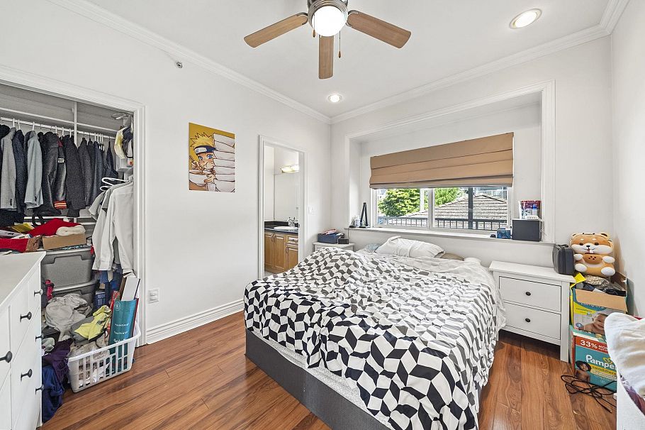 3541 Adanac Street Vancouver, BC - 31