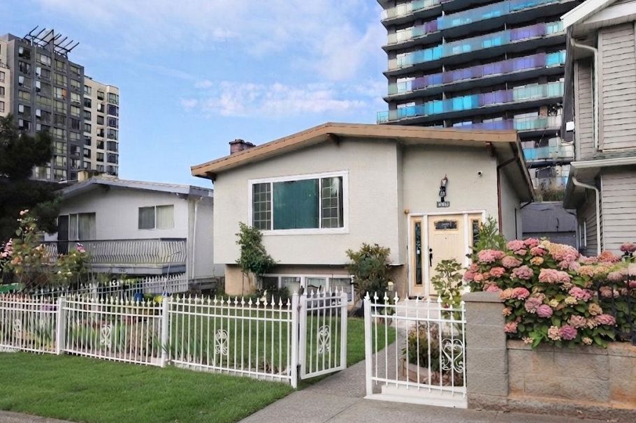 5075 Payne Street Vancouver, BC - 22