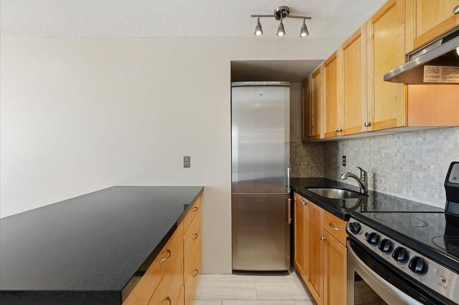 1105 1250 Burnaby Street Vancouver, BC - 5
