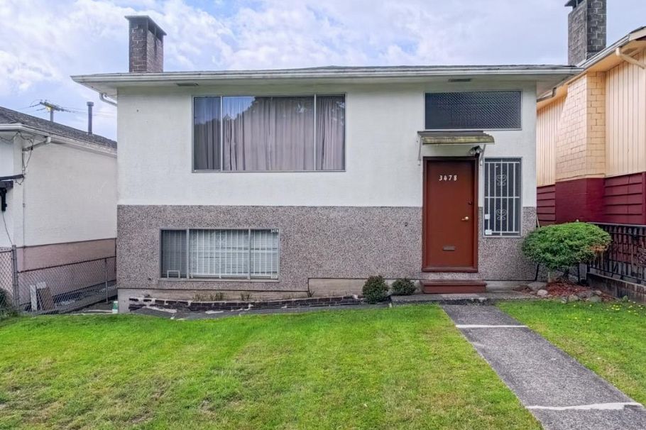 3478 E 2nd Avenue Vancouver, BC - 2