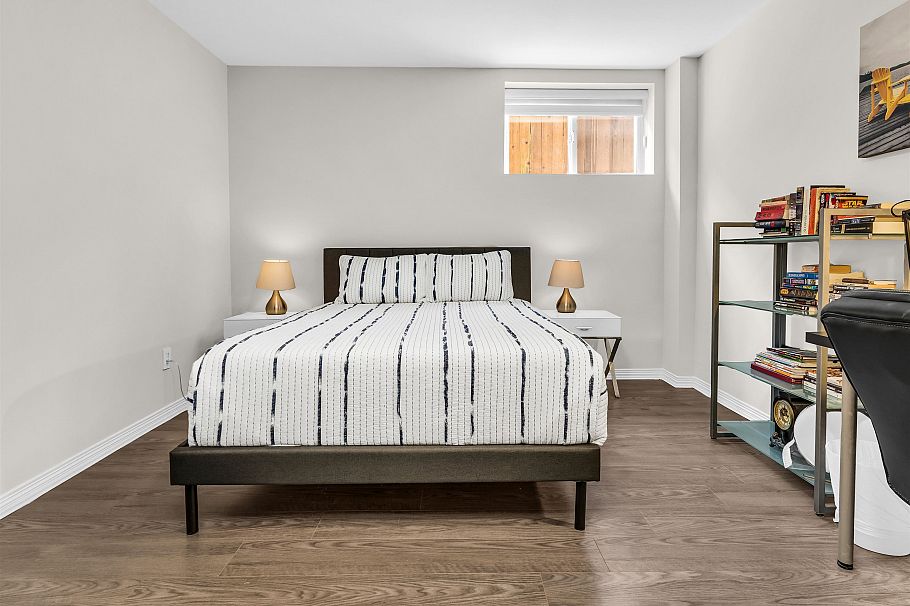 627 E 30th Avenue Vancouver, BC - 32
