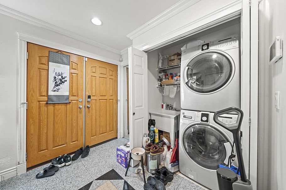 3541 Adanac Street Vancouver, BC - 14