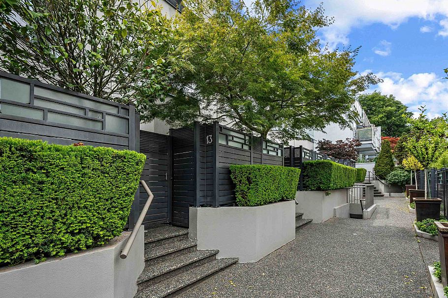 13 939 W 7th Avenue Vancouver, BC - 35