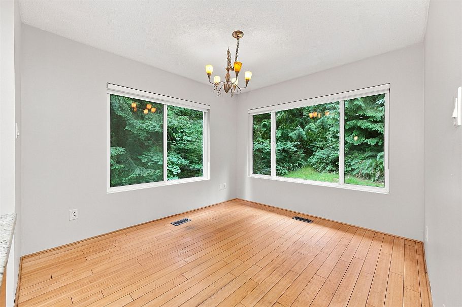 3381 William Avenue North Vancouver, BC - 18
