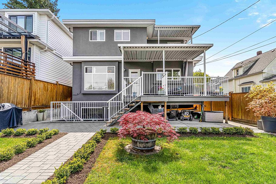 627 E 30th Avenue Vancouver, BC - 38