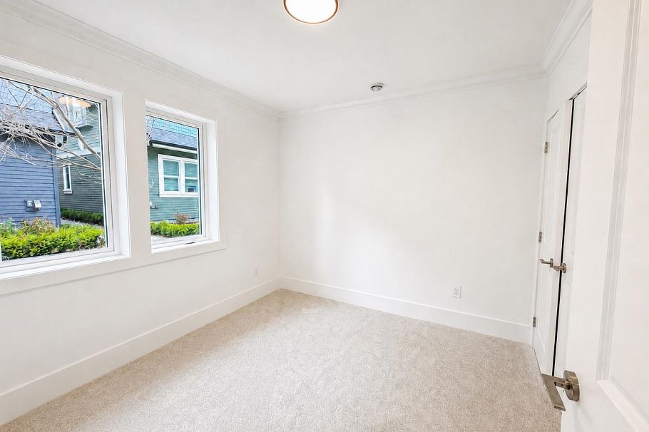 1421 E 27th Avenue Vancouver, BC - 18