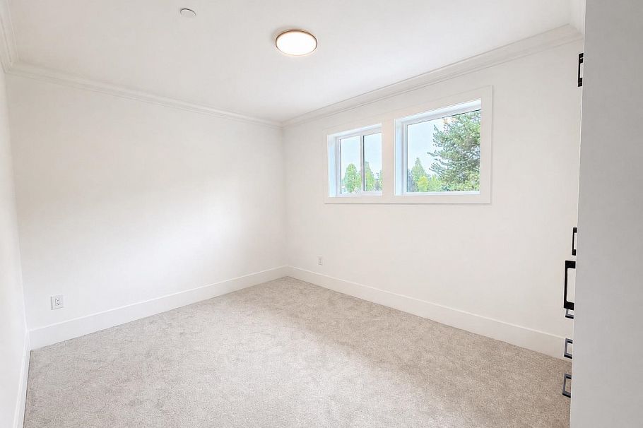 1421 E 27th Avenue Vancouver, BC - 23
