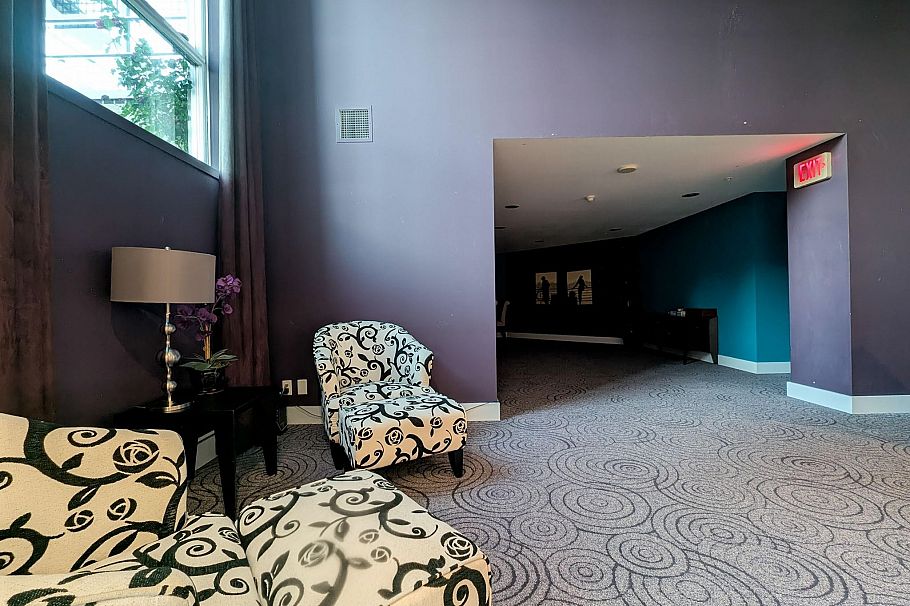 702 168 E Esplanade North Vancouver, BC - 39