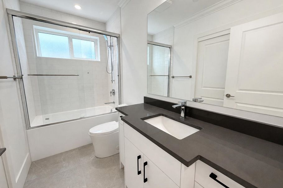 1421 E 27th Avenue Vancouver, BC - 21