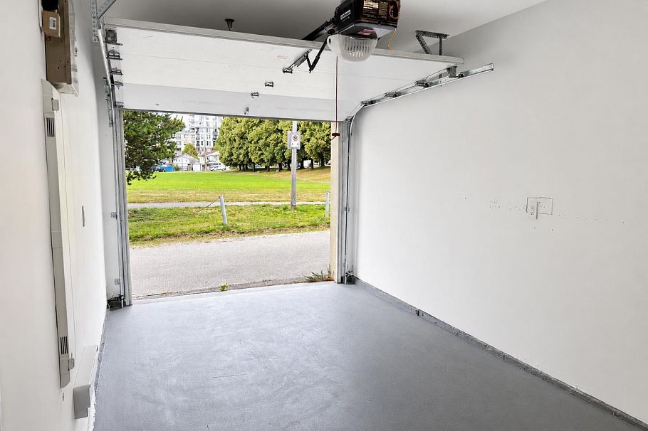 1421 E 27th Avenue Vancouver, BC - 20