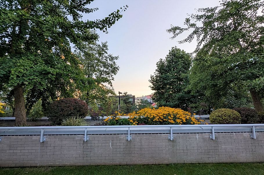 702 168 E Esplanade North Vancouver, BC - 32