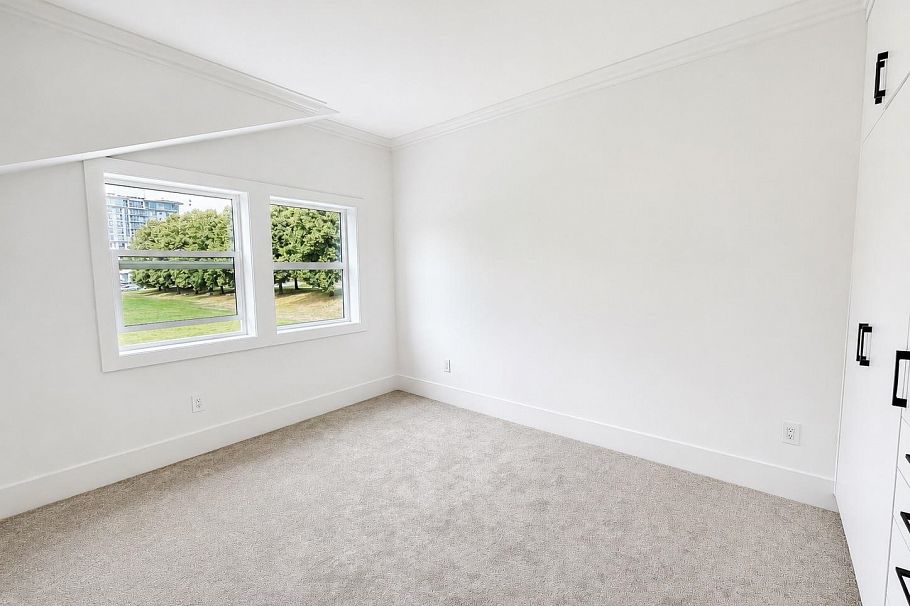 1421 E 27th Avenue Vancouver, BC - 10