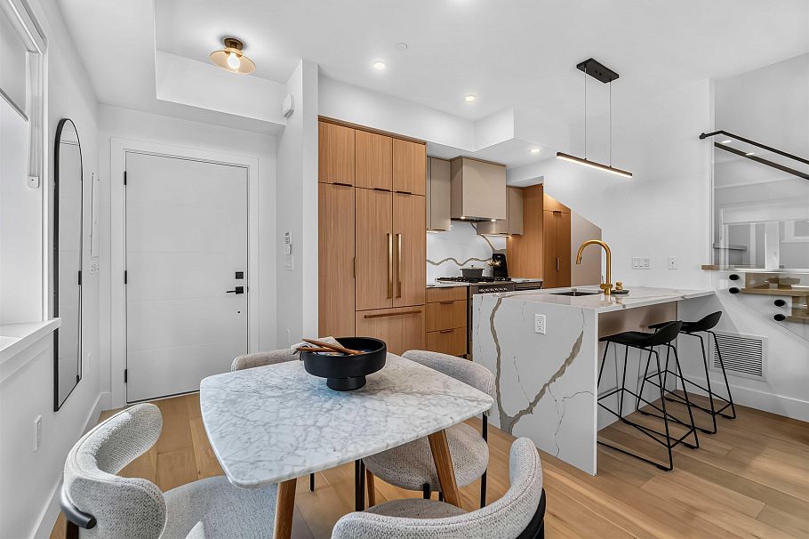 3 550 Kaslo Street Vancouver, BC - 5