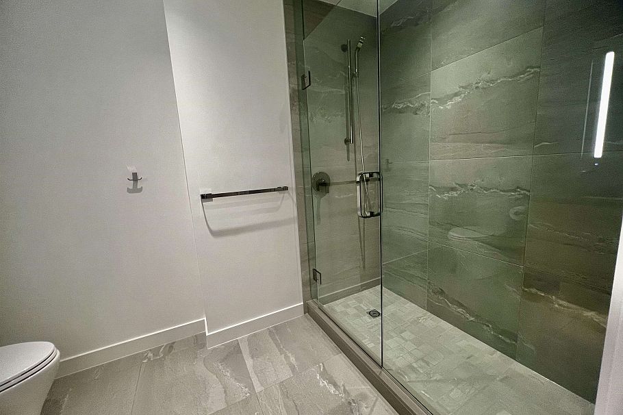 4F 785 HARBOUR WAY, North Vancouver BC V7P 0G3 North Vancouver, BC - 27