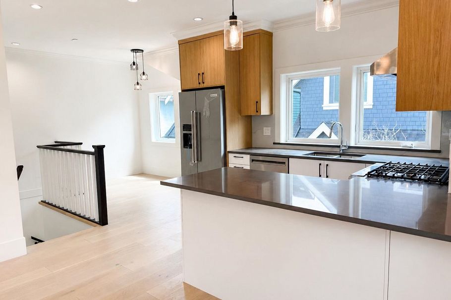 1421 E 27th Avenue Vancouver, BC - 14