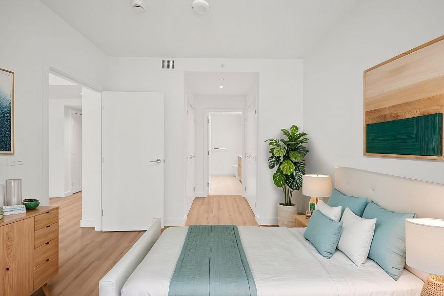 425 755 Harbourside Drive North Vancouver, BC - 13