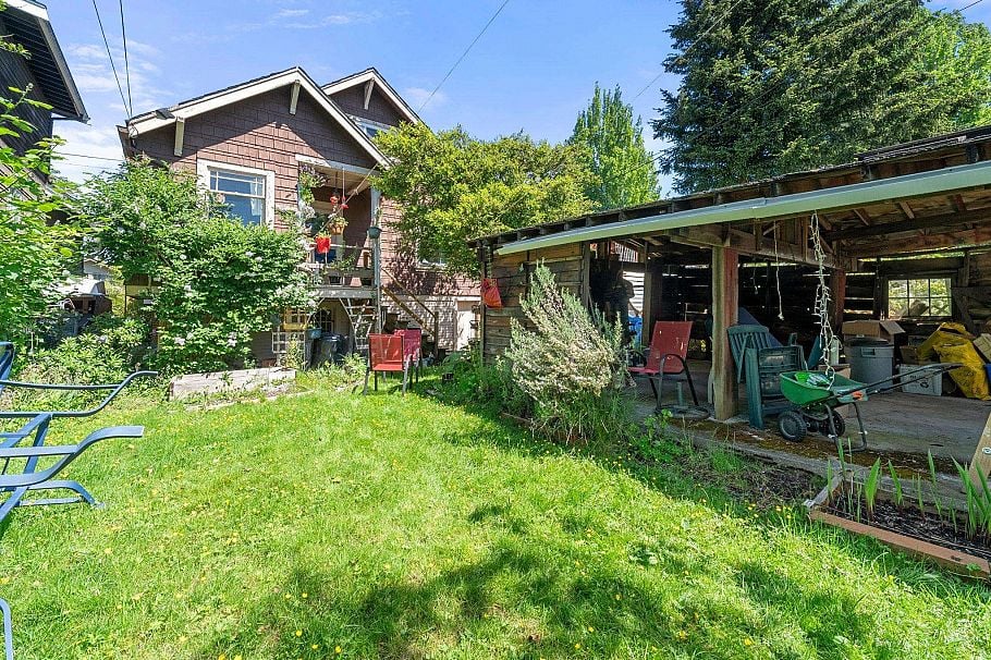 3218 W 6th Avenue Vancouver, BC - 22