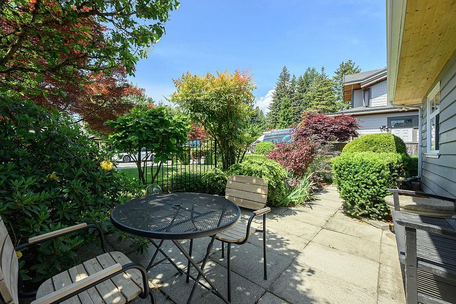 3248 Beverley Crescent North Vancouver, BC - 34