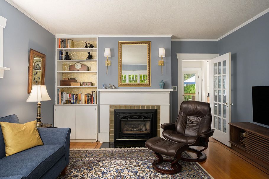 3864 W 29th Avenue Vancouver, BC - 5