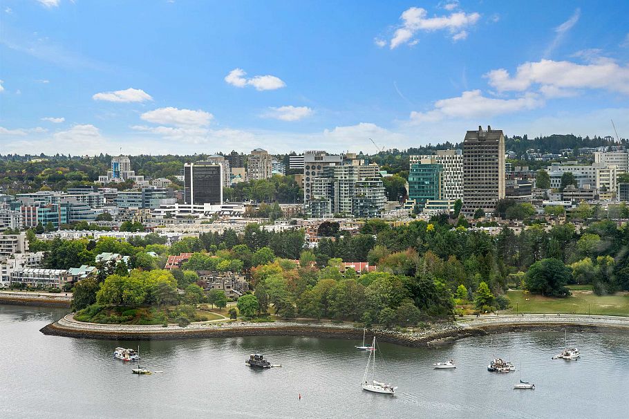 3007 1408 Strathmore Mews Vancouver, BC - 32