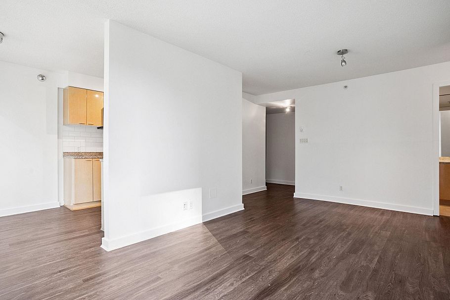 1808 1200 W Georgia Street Vancouver, BC - 13