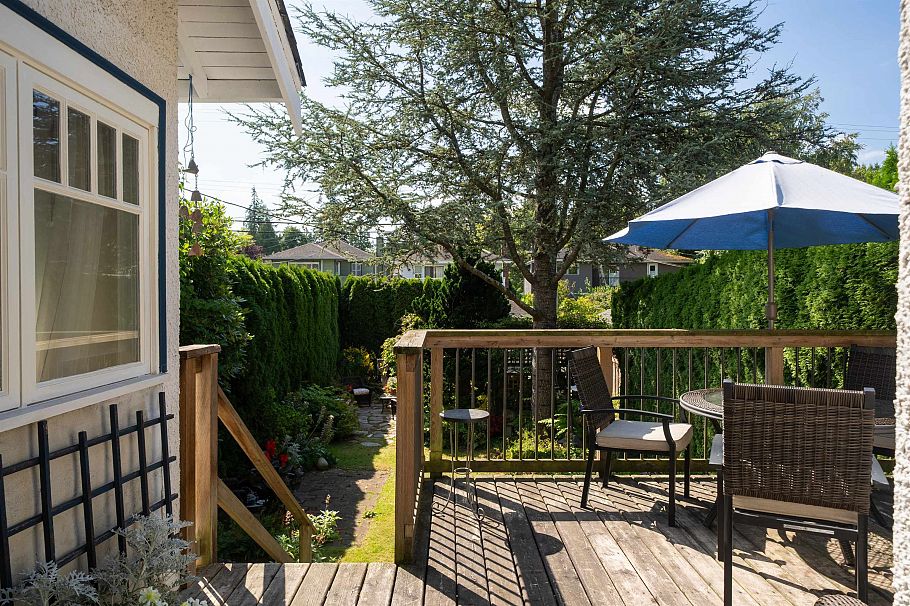 3864 W 29th Avenue Vancouver, BC - 27