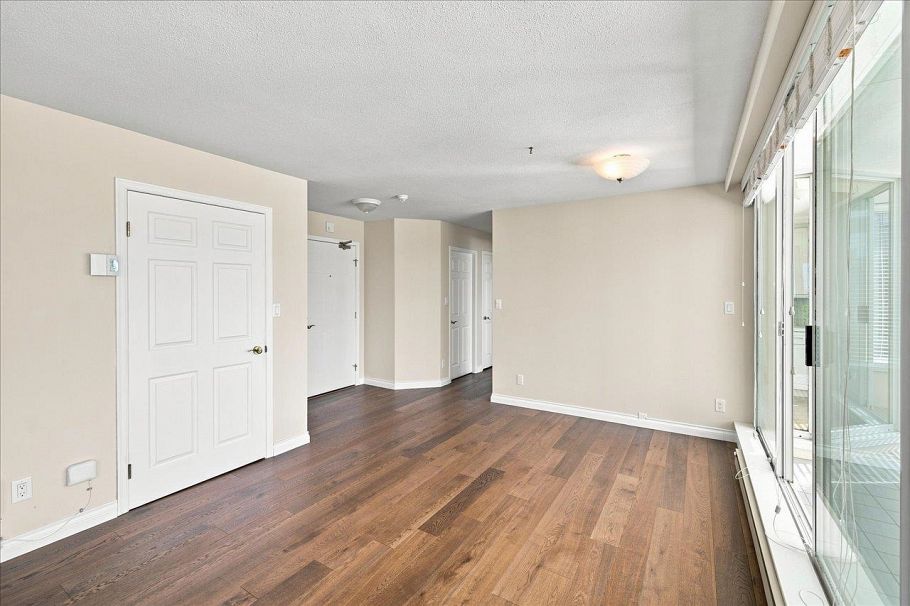 901 5425 Yew Street Vancouver, BC - 11