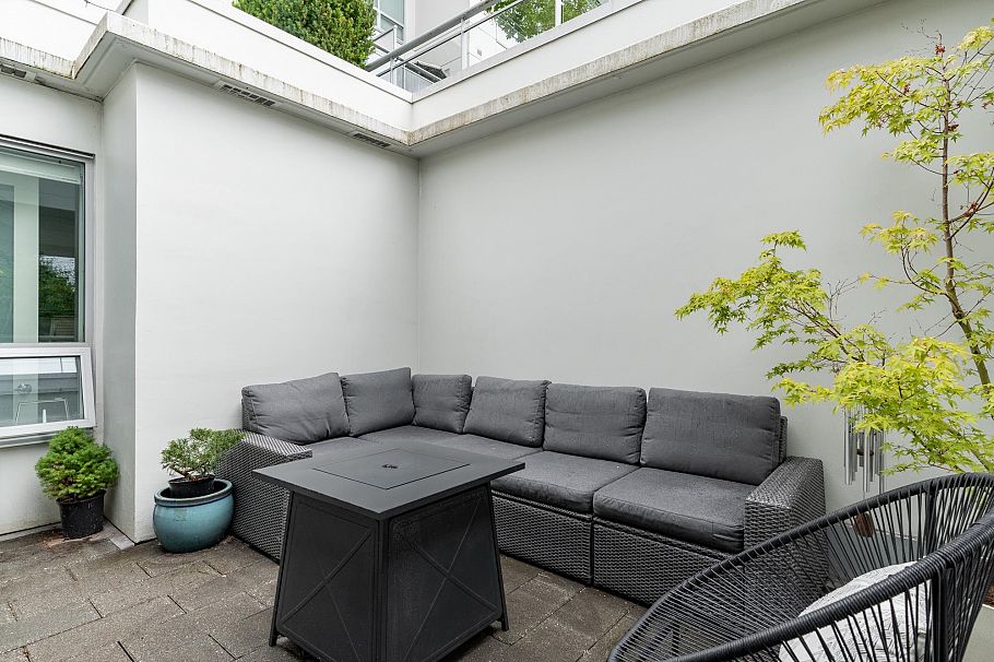 182 E 17th Avenue Vancouver, BC - 29