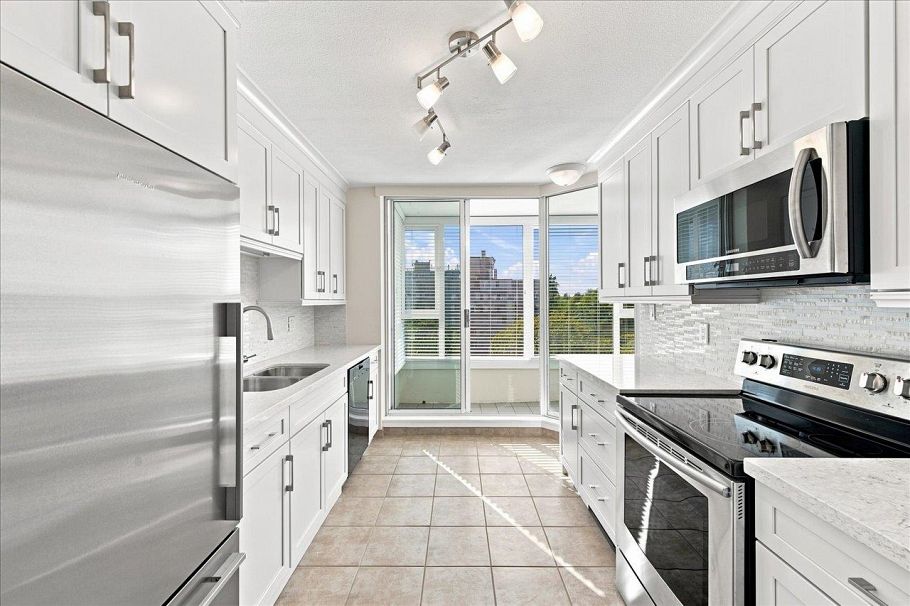 901 5425 Yew Street Vancouver, BC - 20