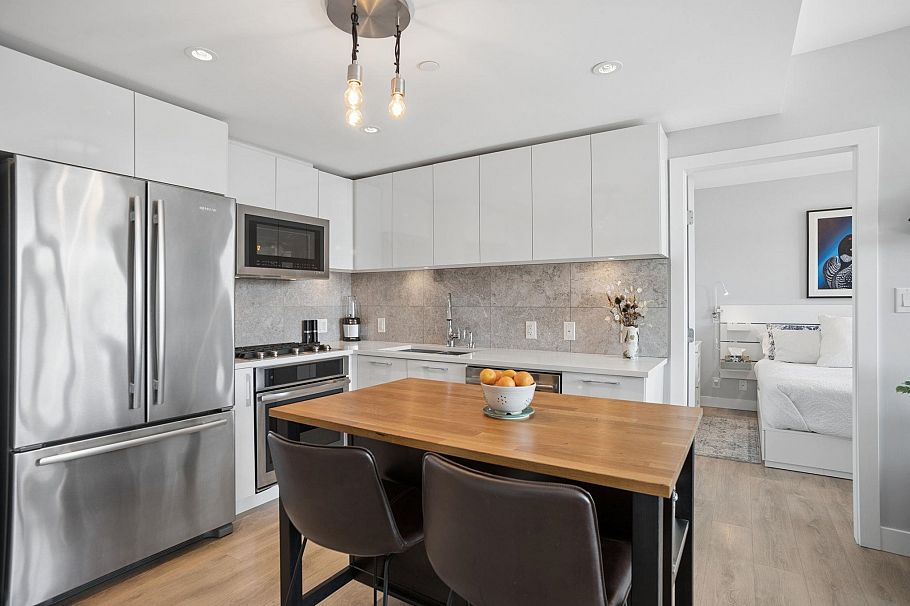 607 8538 River District Crossing Vancouver, BC - 8