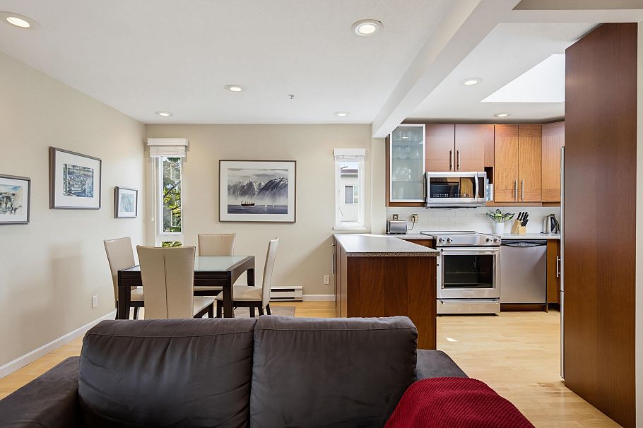 403 1200 W 10th Avenue Vancouver, BC - 10