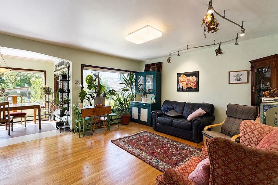 624 W 30th Avenue Vancouver, BC - 10
