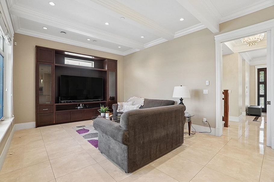 5807 Cree Street Vancouver, BC - 22