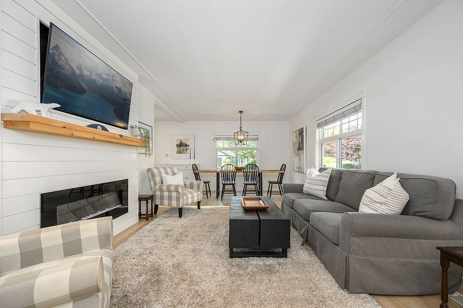 3248 Beverley Crescent North Vancouver, BC - 22