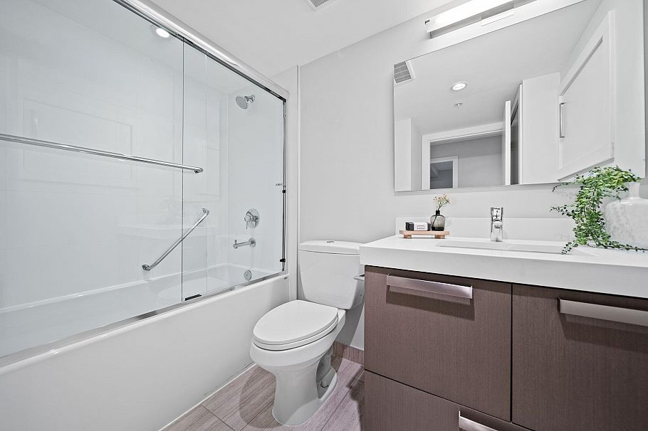 207 5555 Dunbar Street Vancouver, BC - 12