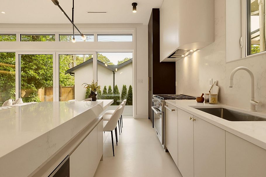 2 3617 W 12th Avenue Vancouver, BC - 9