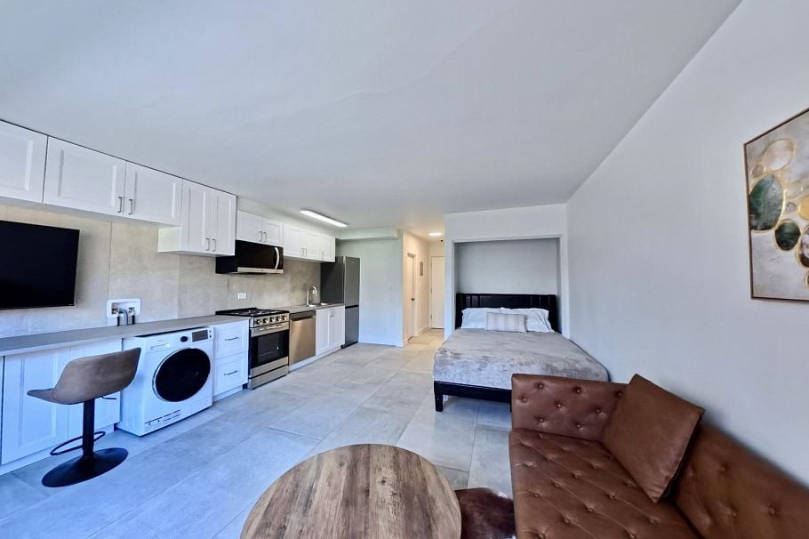 210 1540 HARO STREET, Vancouver BC V6G 1G5 Vancouver, BC - 3