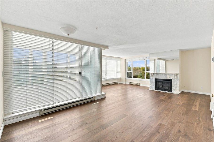 901 5425 Yew Street Vancouver, BC - 3