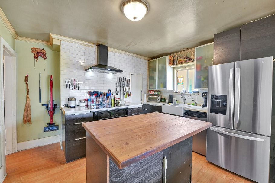 2150 Nanaimo Street Vancouver, BC - 5