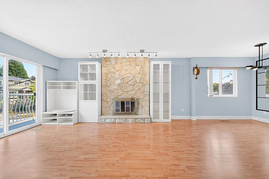 3060 Euclid Avenue Vancouver, BC - 2
