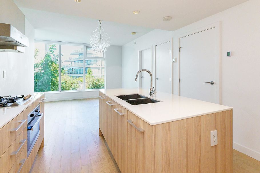 510 2221 E 30th Avenue Vancouver, BC - 7