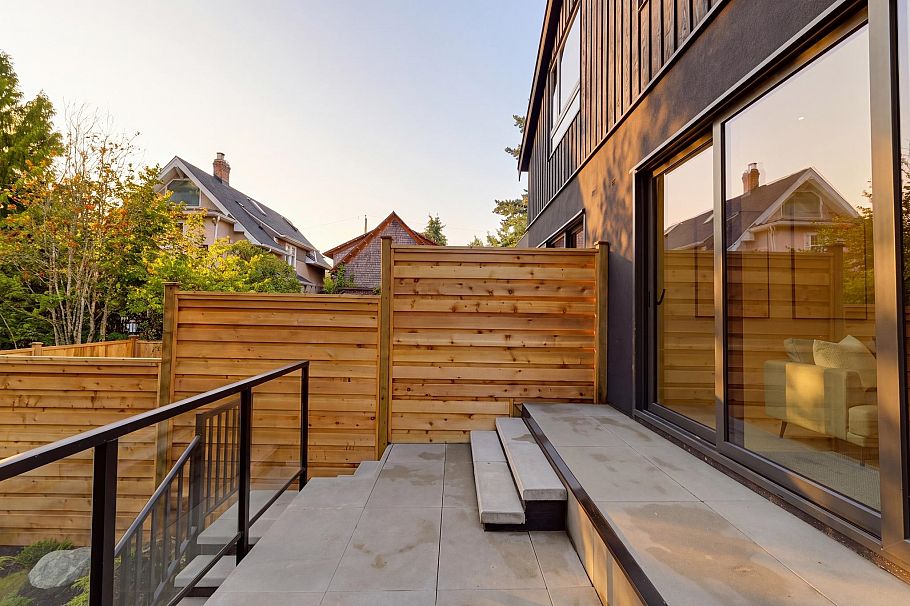 1 75 E 23rd Avenue Vancouver, BC - 26