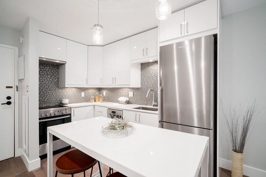 208 1425 Cypress Street Vancouver, BC - 5