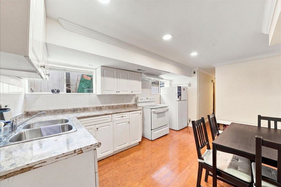 4820 Moss Street Vancouver, BC - 11