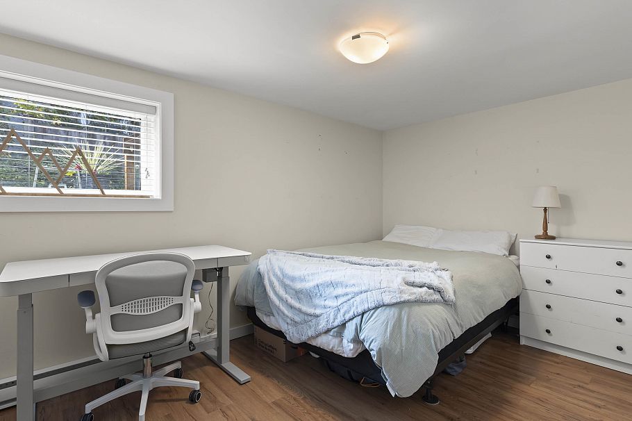 4041 W 39th Avenue Vancouver, BC - 26