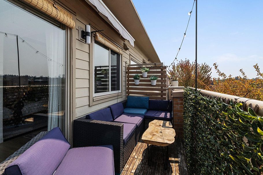 PH10 702 E King Edward Avenue Vancouver, BC - 23