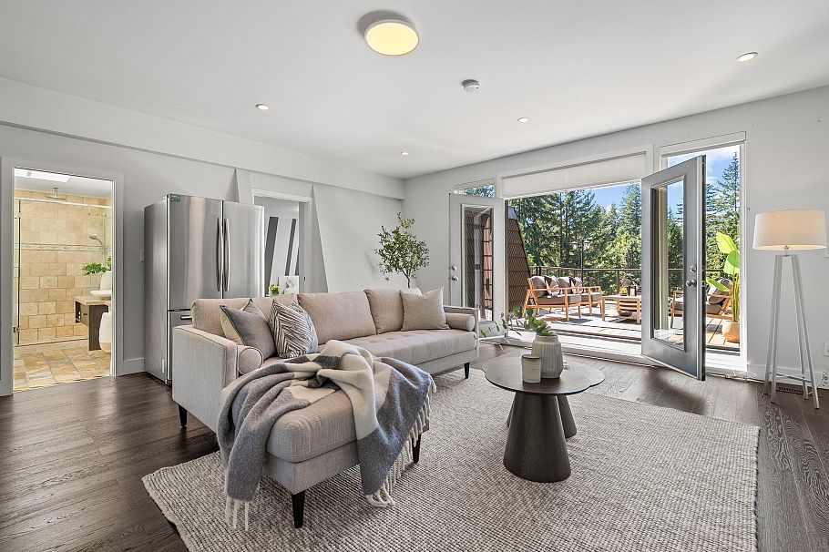 4066 Norwood Avenue North Vancouver, BC - 26