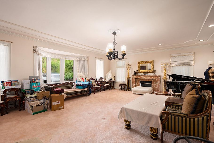 1277 W King Edward Avenue Vancouver, BC - 3